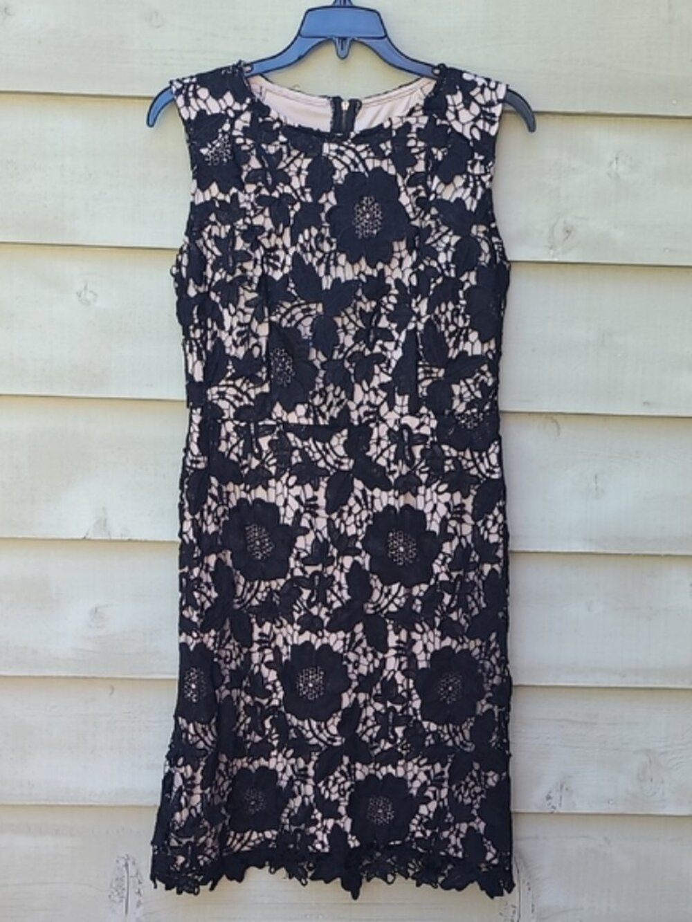 Elegant Black Lace Overlay Sleeveless Dress Size Large